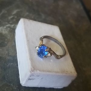 Antiqe Ring ( vintage pre 1980s! )